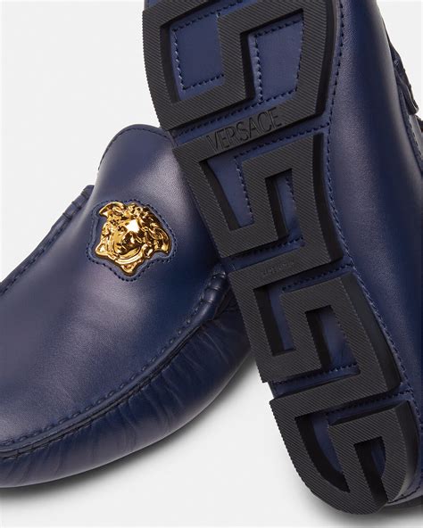 mocassin homme versace prix|Mocassins driver La Medusa Noir,Or .